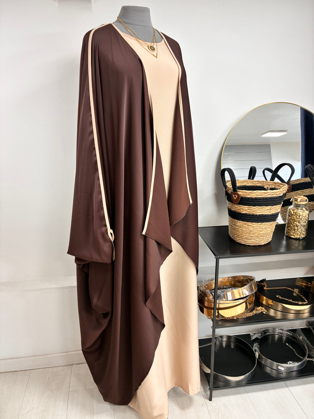 Abaya Malika