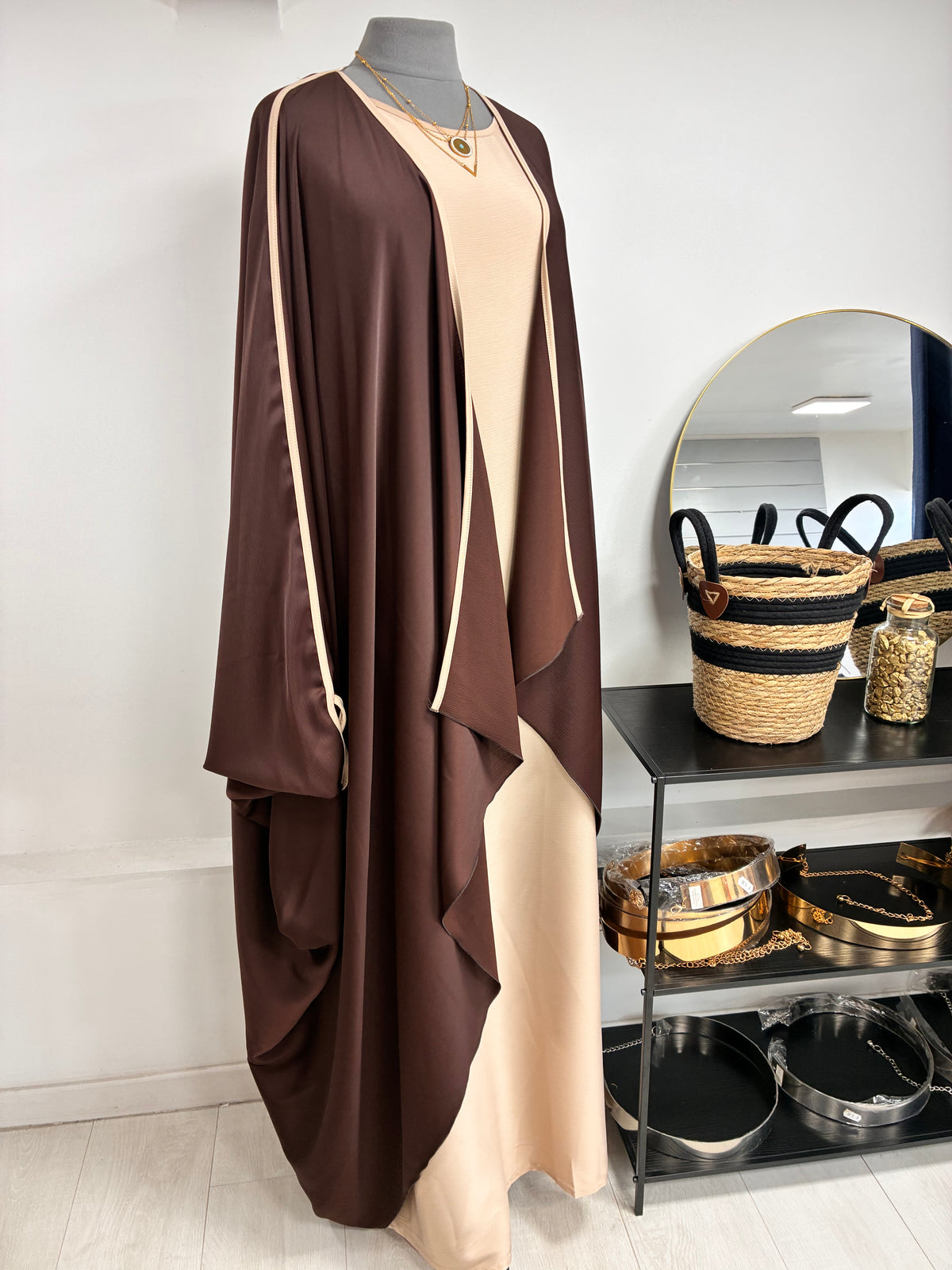 Abaya Malika